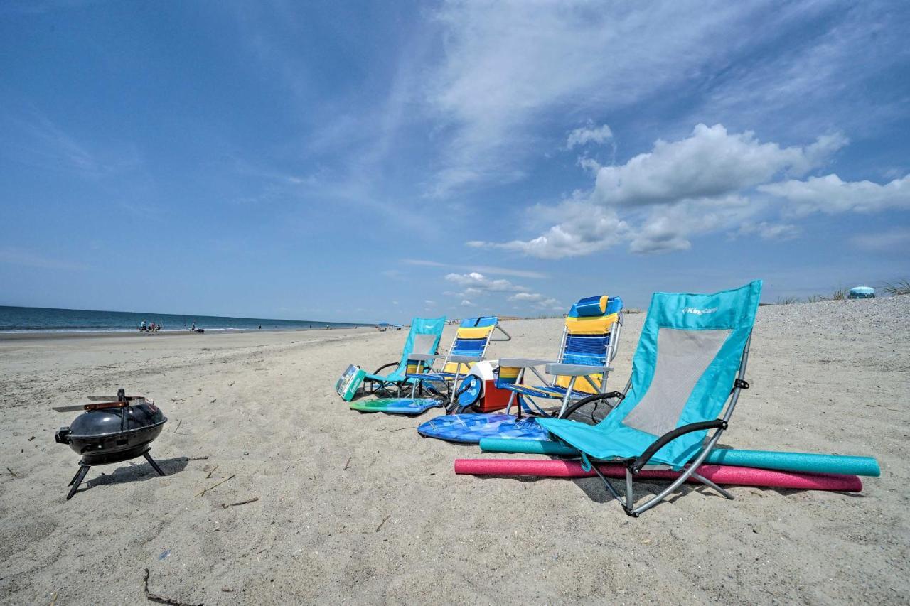 Oak Island Beachfront Condo With Community Pool Екстериор снимка
